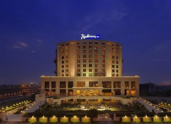 Radisson-Blu-Hotel-New-Delhi-Dwarka-Escorts