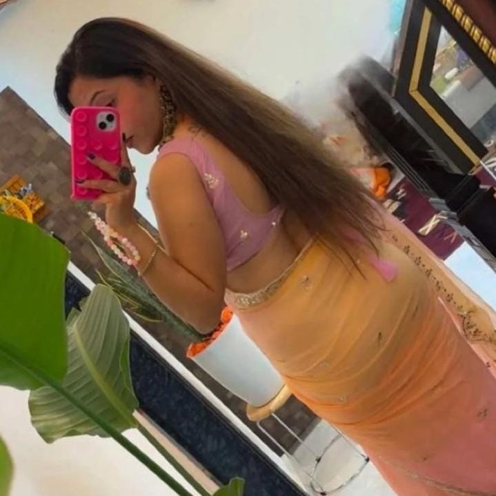 Escorts-services-in-Delhi